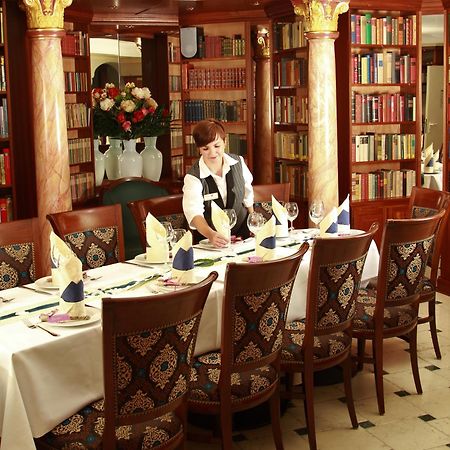Hotel Vier Spitzen Lauenforde Dış mekan fotoğraf